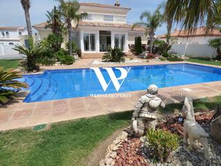 Xalet  Deu amon-ra del. Lujosa villa en costa del zefir, montroig del camp