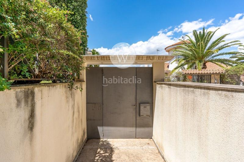 Foto 362b7d5b-13bb-49e1-bd90-46a69f4a8724. Chalet lujoso chalet independiente en Covamar Salou