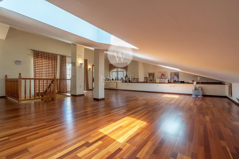 Foto ebdfbcfc-3964-479b-bd79-99bf7980dea5. Chalet lujoso chalet independiente en Covamar Salou