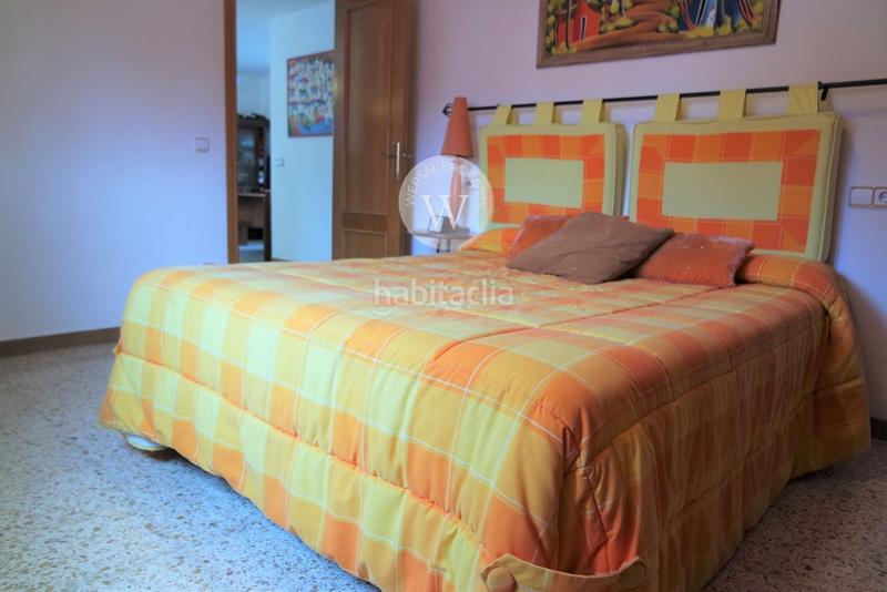 Foto 729b7eb8-bab3-4234-80a0-ea8cabf0080d. Chalet casa independiente en cap en Plaça Europa - Port Aventura Salou