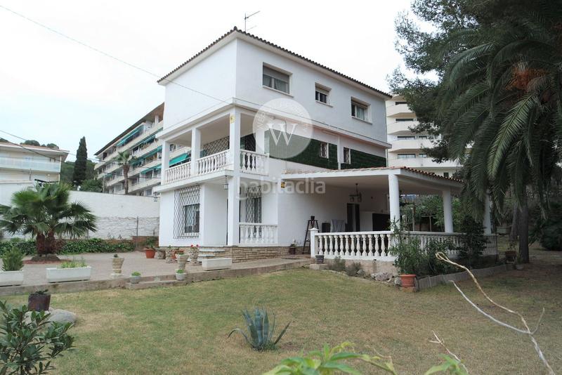 Foto a805a69c-3ef4-4327-a5c1-70d27646d7ef. Chalet casa independiente en cap en Plaça Europa - Port Aventura Salou
