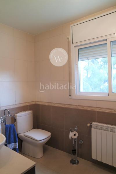 Foto d29db267-98f8-4183-87a2-b5e6365f278b. Chalet casa independiente en cap en Plaça Europa - Port Aventura Salou
