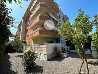 Apartament  Ametlla de mar. Precioso piso en planta baja con jardín