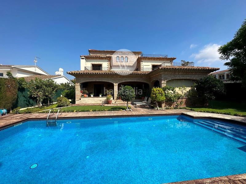 Foto 4ec0bd6b-3b82-446f-b250-d104033fa1e4. Chalet mansión de alta standing vilafortuny en Jardins de Vilafortuny - Mas d'en Bosch Cambrils