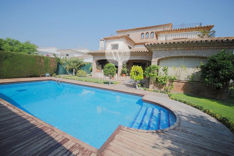 Foto b0c9afe4-e816-405f-ae52-b050f9da823e. Chalet mansión de alta standing vilafortuny en Jardins de Vilafortuny - Mas d'en Bosch Cambrils