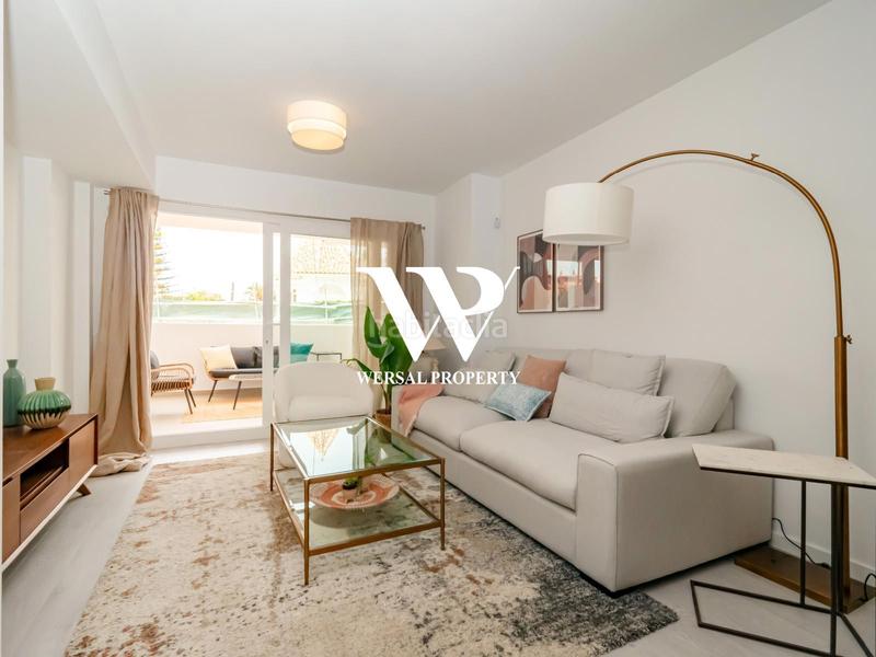 Foto 75ad45c7-5970-4811-ac6c-52fa9d4f0e16. Piso apartamentos que combinan la elegancia de la arquitectura andaluza en Fuengirola