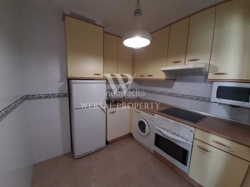 Foto 99f04d28-3ca0-4a39-9c99-365d0a141ed9. Piccolo appartamento in calle viladomat 6 in Mar i Camp - Platja dels Capellans Salou