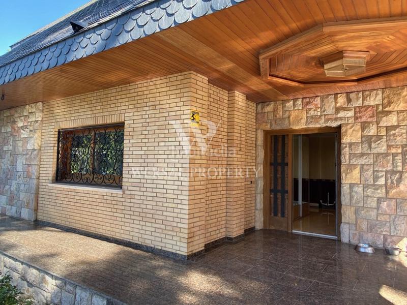 Foto f97d8a12-70d3-4329-9001-cde080073a3b. Casa a calle jordi llimona 17 a Covamar Salou