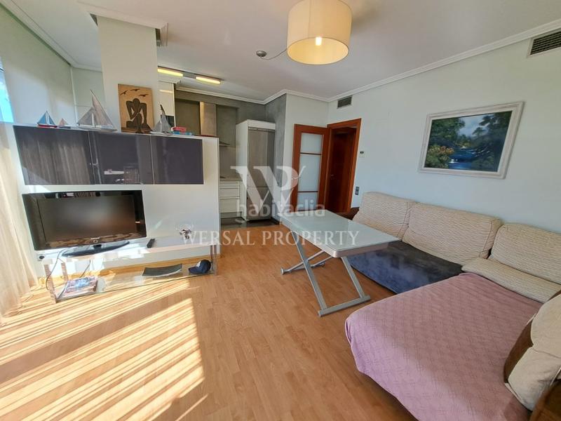 Foto 2f786723-b2a4-4956-8f2f-b8e51d999e73. Appartement in calle sol del 51 in Platja de Ponent Salou