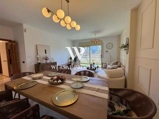 Appartement à Calle rosa sensat de 24. Piso en salou zona barenys
