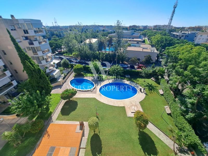 Foto 5d053770-e220-4b5b-93ef-f1aa58f5f260. Pis a calle barcelona 62 a Centre Salou