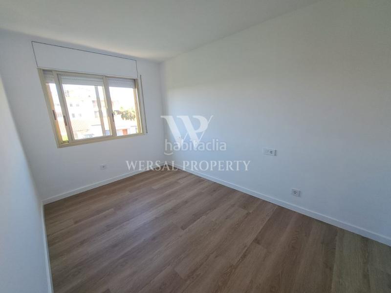 Foto eb8c1cd5-4d5c-41a9-be73-6f6a0aa302a2. Pis a calle barcelona 62 a Centre Salou