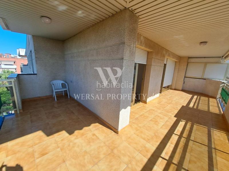 Foto fbe54a49-7c1b-4399-ad1e-ceb39591de09. Pis a calle barcelona 62 a Centre Salou