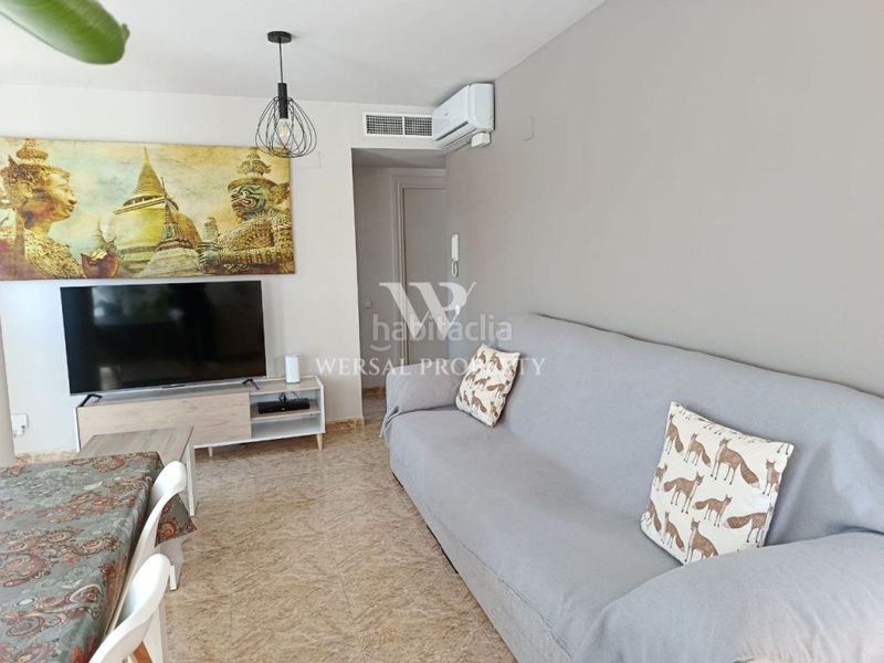 Foto 1f2c551a-b0eb-4fe3-8470-0bc9b69dc9aa. Casa adossada a calle pau casals 24 a Ampolla (L´)