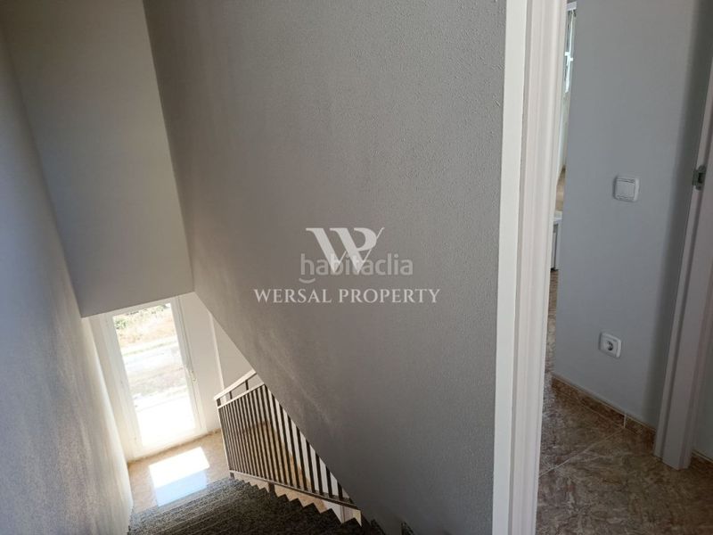 Foto 5fb90d21-f63b-45cf-934c-e71fb54d6340. Casa adossada a calle pau casals 24 a Ampolla (L´)