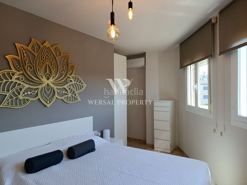 Foto 7efbef43-11ad-4b95-aff4-7da66809b468. Casa adossada a calle pau casals 24 a Ampolla (L´)