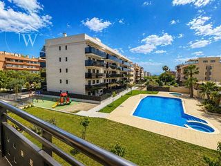 Pis  Avenida pau casals de. Apartamento de 3 habitaciones cerca del mar en salou