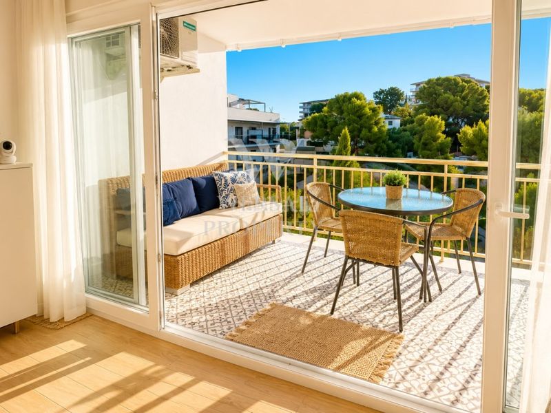 Foto 0f8134a3-22f3-4d90-a74a-d28984f9e305. Apartament a calle cala de la font 35 a pla de maset - cap de Salou Salou