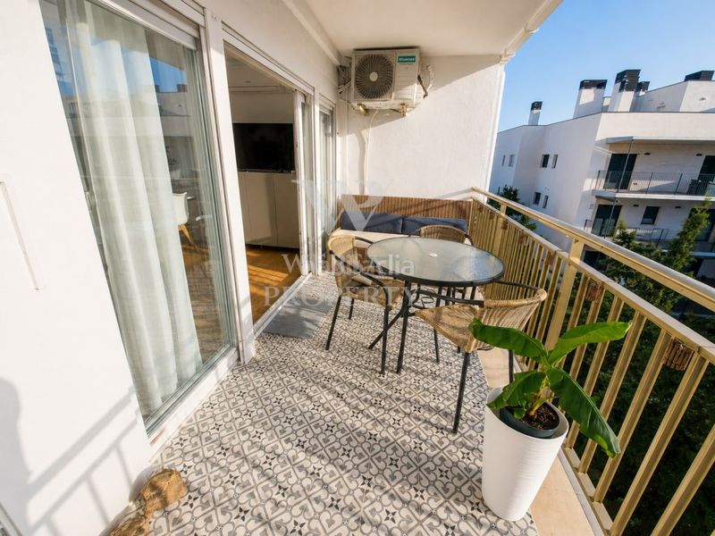 Foto 83dc8285-d466-4c01-856c-7380a2d7611c. Apartament a calle cala de la font 35 a pla de maset - cap de Salou Salou