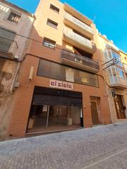 Local Comercial  Carrer de santa madrona. Cntrico local comercial en mra d'ebre