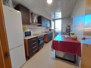 Appartamento  Camí de les hortes. Magnífico piso amplio y luminoso con plaza de aparcamiento