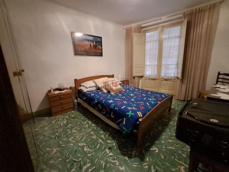 Foto cf5d22db-e9de-4690-acb9-6e8226409c80. Casa adossada amb aparcament a Móra la Nova