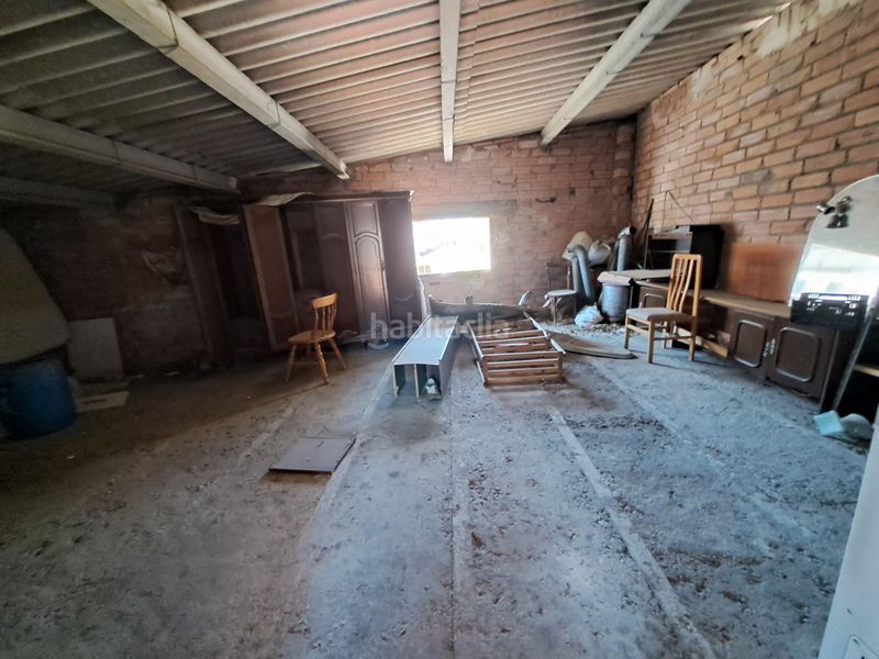 Foto caef3178-a83d-4e4a-88ff-422b1ccc32f0. Edificio  esquinero en el centro de la población en Móra d´Ebre