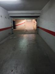 Aparcament cotxe a Carrer de les teixidores 8. Se vende garaje cerrado con persiana automatica