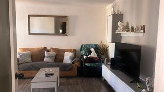 Appartement  Carrer d'àngel guimerà 72. Piso en angel guimera de salt de 3 habitaciones