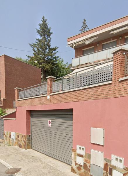 Foto 4611f8b3-e2c7-40fb-88a9-adfb44198eeb. Casa pareada en venta chalet pareado, . en Les Fonts Sant Quirze del Vallès