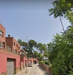 Casa aparellada a Les Fonts. En venta chalet pareado, sant quirze del vallès.