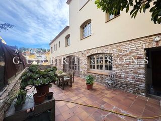 Country house in Begur. Casa de pueblo en venta en begur