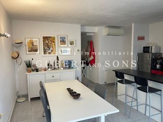 Apartament a Sant Antoni. Piso semireformado en segunda l�nea de mar con licencia tur�stic