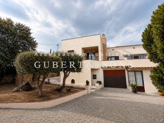 House in Vall-llobrega. Casa chalet independiente en zona residencial en venta en vallll