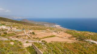 Terreny residencial en Arrastradero de abajo 10. Bonito terreno rstico con posibilidad de construir cuarto de ap