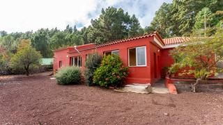 Chalet à Calle preventorio 37. Magnífico chalet con gran zona exterior, en calle preventorio, 3