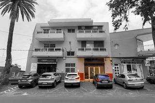 Lloguer Local Comercial a Carretera general 52. ¡tu próximo negocio empieza aquí! magnífico local comercial en a