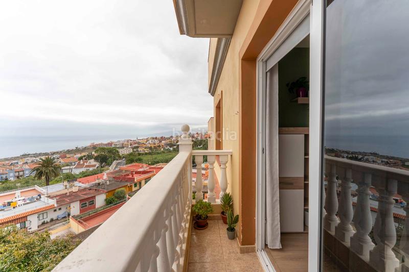 Foto 85c60411-d88f-4396-b529-bf8d19e9c4bd. Piso en calle achimencey 14 bonito piso con vistas, tres habitaciones y cuarto de lavar, en calle achimencey, 14 – los realejos en Realejos (Los)