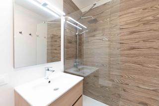 Pis a Calle achimencey 14. Bonito piso con vistas, tres habitaciones y cuarto de lavar, en
