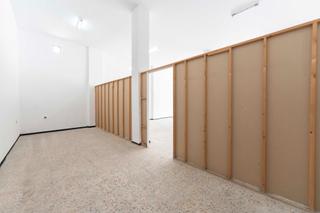 Pis a Calle de arafo 40. Céntrico local con licencia de cambio de uso en calle arafo, 40