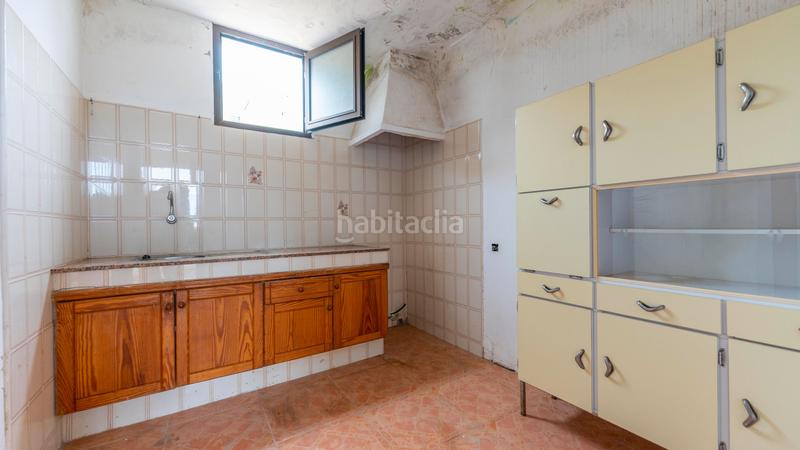 Foto 1c851b76-681e-47ac-a7d2-c79d67cc6abe. Casa en camino bencomia 3 bonita finca urbana con casa antigua a reformar en camino bencomia, 3 - . en Icod de los Vinos