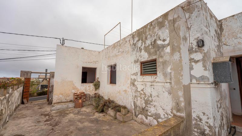 Foto 2756b200-6837-4f9b-8e61-8d96cbec76ed. Casa en camino bencomia 3 bonita finca urbana con casa antigua a reformar en camino bencomia, 3 - . en Icod de los Vinos