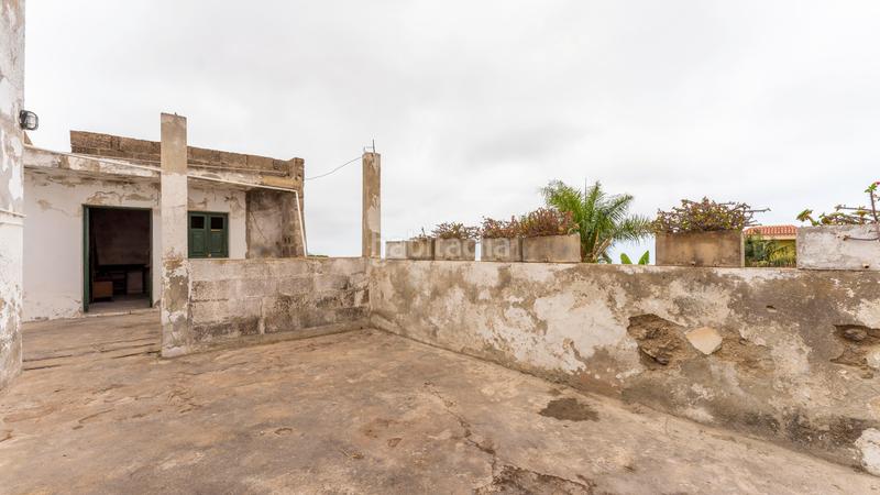 Foto a49d4915-49f9-4a09-9a20-408f8f4f9234. Casa en camino bencomia 3 bonita finca urbana con casa antigua a reformar en camino bencomia, 3 - . en Icod de los Vinos