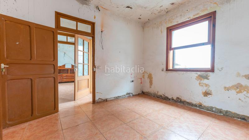 Foto a9c2d604-0149-42a5-ad4d-f8f6980a28f6. Casa en camino bencomia 3 bonita finca urbana con casa antigua a reformar en camino bencomia, 3 - . en Icod de los Vinos
