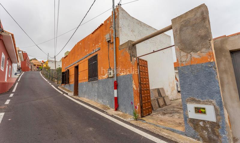 Foto bdfd6ce1-d300-4df2-95c3-827054ad0956. Casa en camino bencomia 3 bonita finca urbana con casa antigua a reformar en camino bencomia, 3 - . en Icod de los Vinos