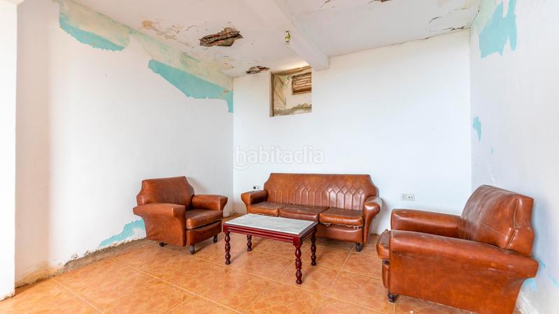 Foto f58383d9-0ce0-4671-b16f-3868d1ce6043. Casa en camino bencomia 3 bonita finca urbana con casa antigua a reformar en camino bencomia, 3 - . en Icod de los Vinos