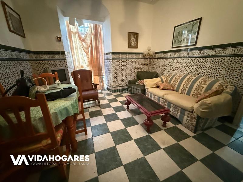 Foto 357fc85a-3455-4757-ac4f-938579c4dd77. Edificio oportunidad en el corazón si estás buscando piso en el centro, aqui tienes cuatro, te presentamos esta joya escondida en pl en Rota