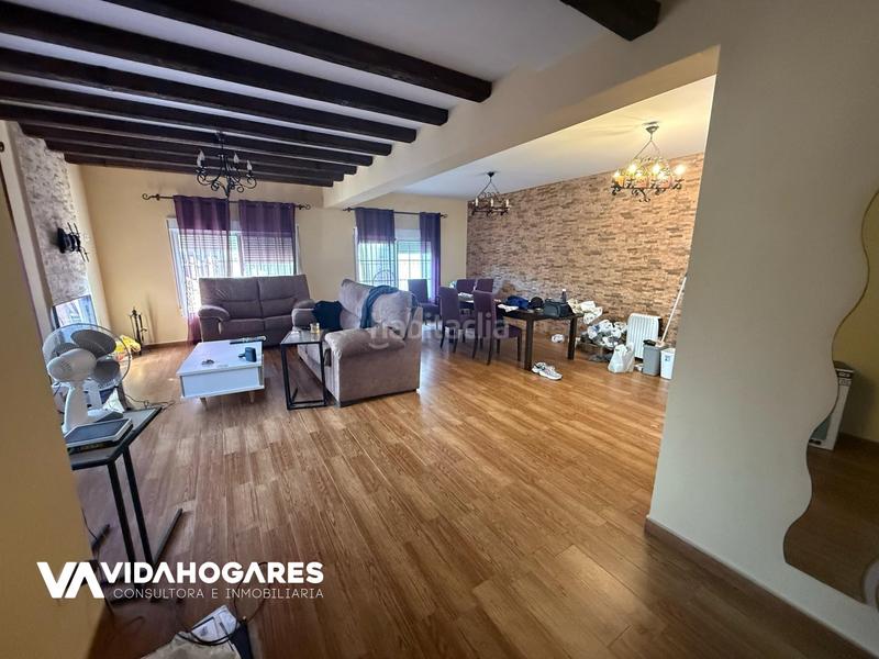 Foto 8e884efd-e31f-40d5-a97c-59423ac36e79. Chalet quien avisa no es traidor, corres el riesgo de enamorarte de este casoplón. y no es para menos, porque estamos hablando de una joy en Rota