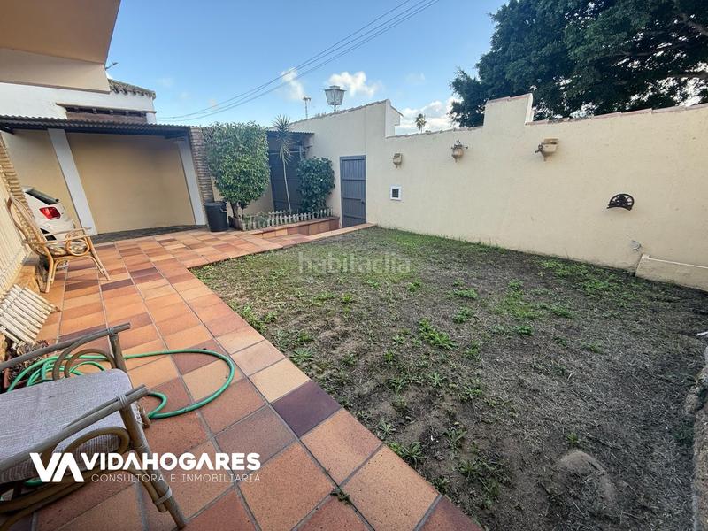 Foto ec75f3ce-25d2-4b37-ba43-e1dbdae116fe. Chalet quien avisa no es traidor, corres el riesgo de enamorarte de este casoplón. y no es para menos, porque estamos hablando de una joy en Rota