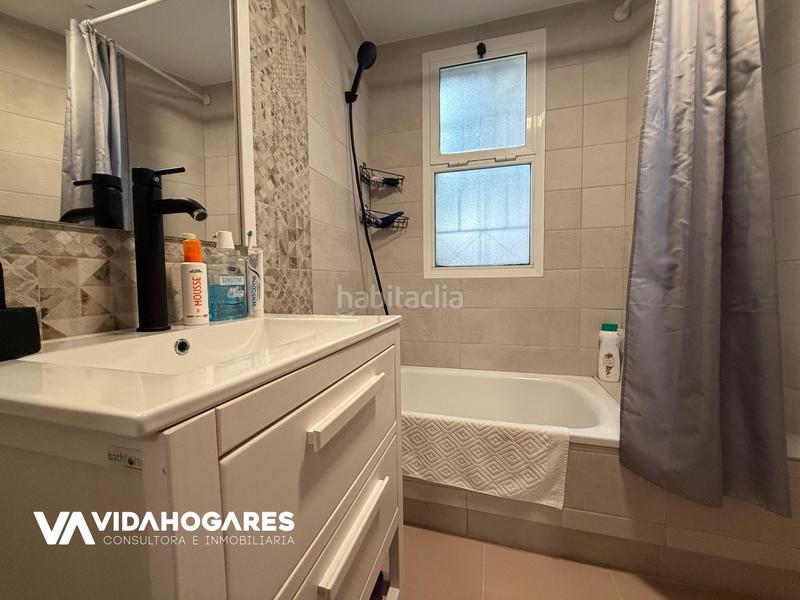 Foto 2f3dab87-e876-4f63-8a98-3e45bf521f31. Appartamento con parcheggio piscina in Costa Ballena - Largo norte Rota